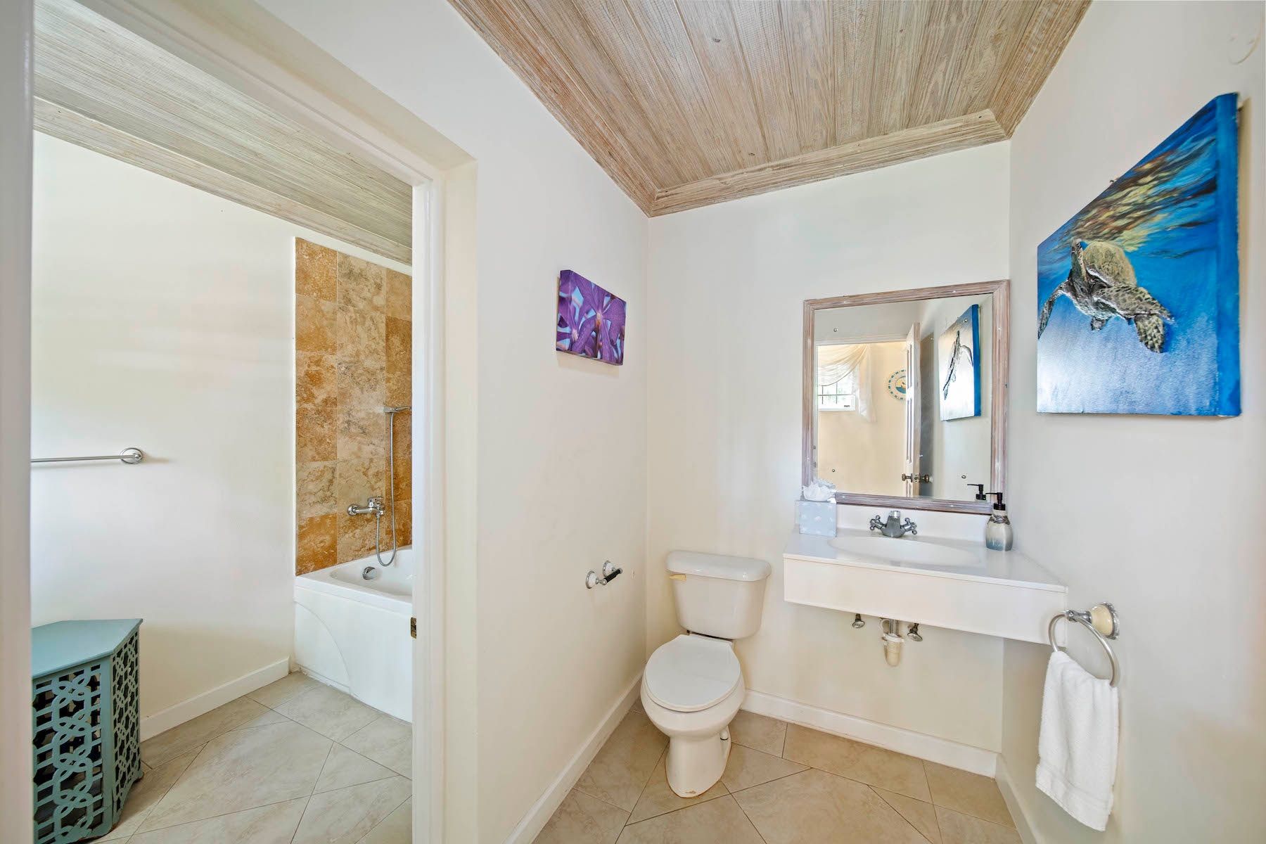 Sandalwood House villa photo.